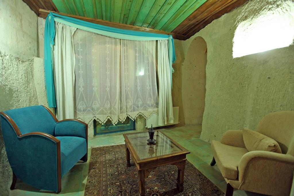 Blue Valley Cave Hotel Юргюп Стая снимка
