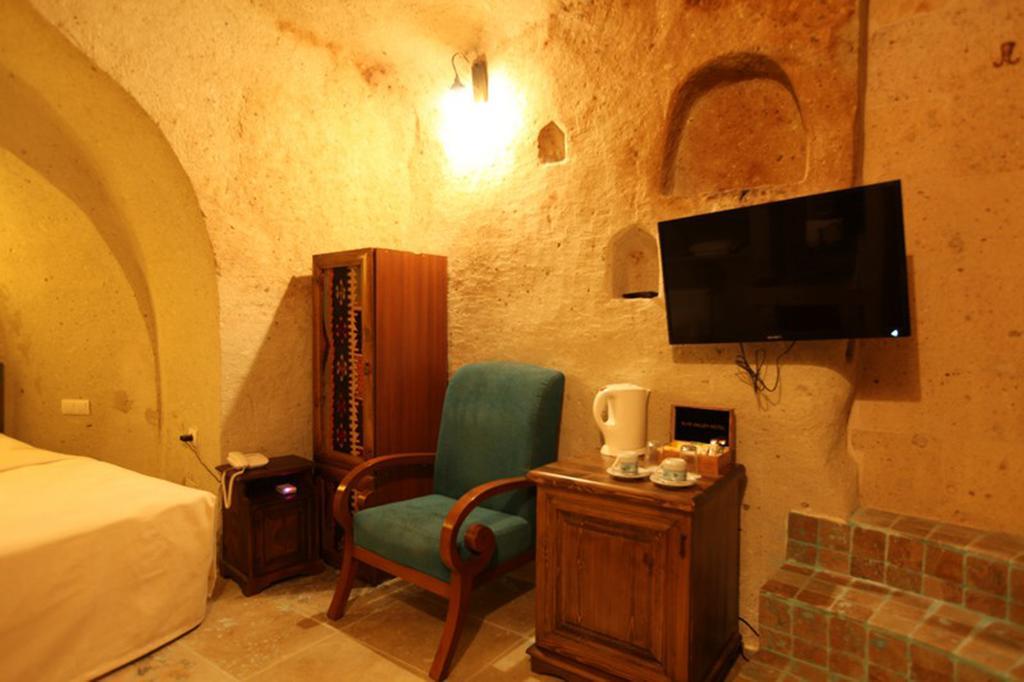 Blue Valley Cave Hotel Юргюп Стая снимка