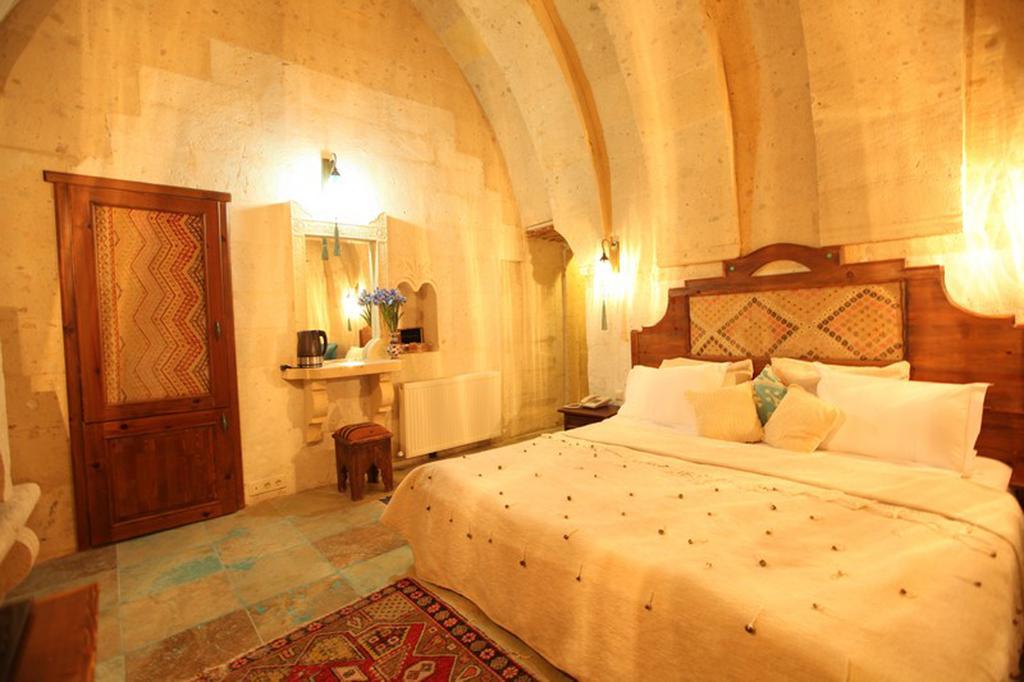 Blue Valley Cave Hotel Юргюп Стая снимка