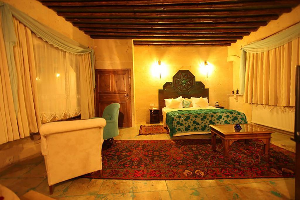 Blue Valley Cave Hotel Юргюп Стая снимка