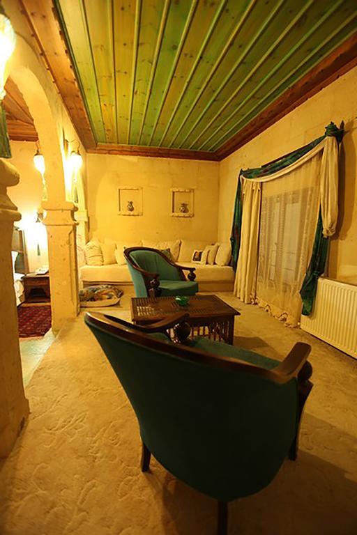 Blue Valley Cave Hotel Юргюп Стая снимка